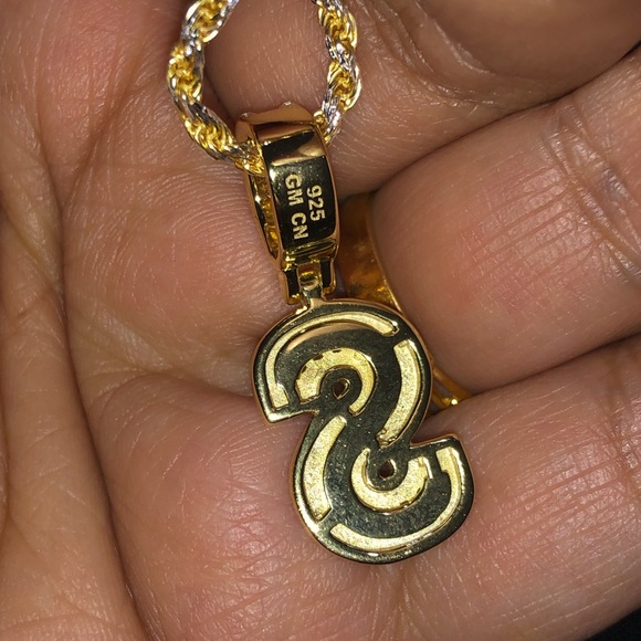 VVS Swarovski Crystal initial S pendant, name necklace, monogram Letter, S charm - Picture 6 of 7